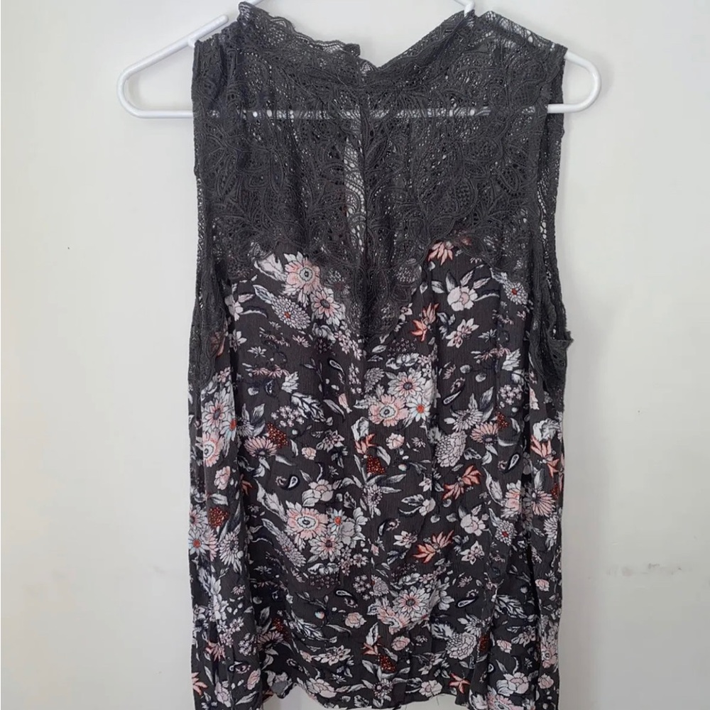 Floral Lace Women's Top - Black and Pink